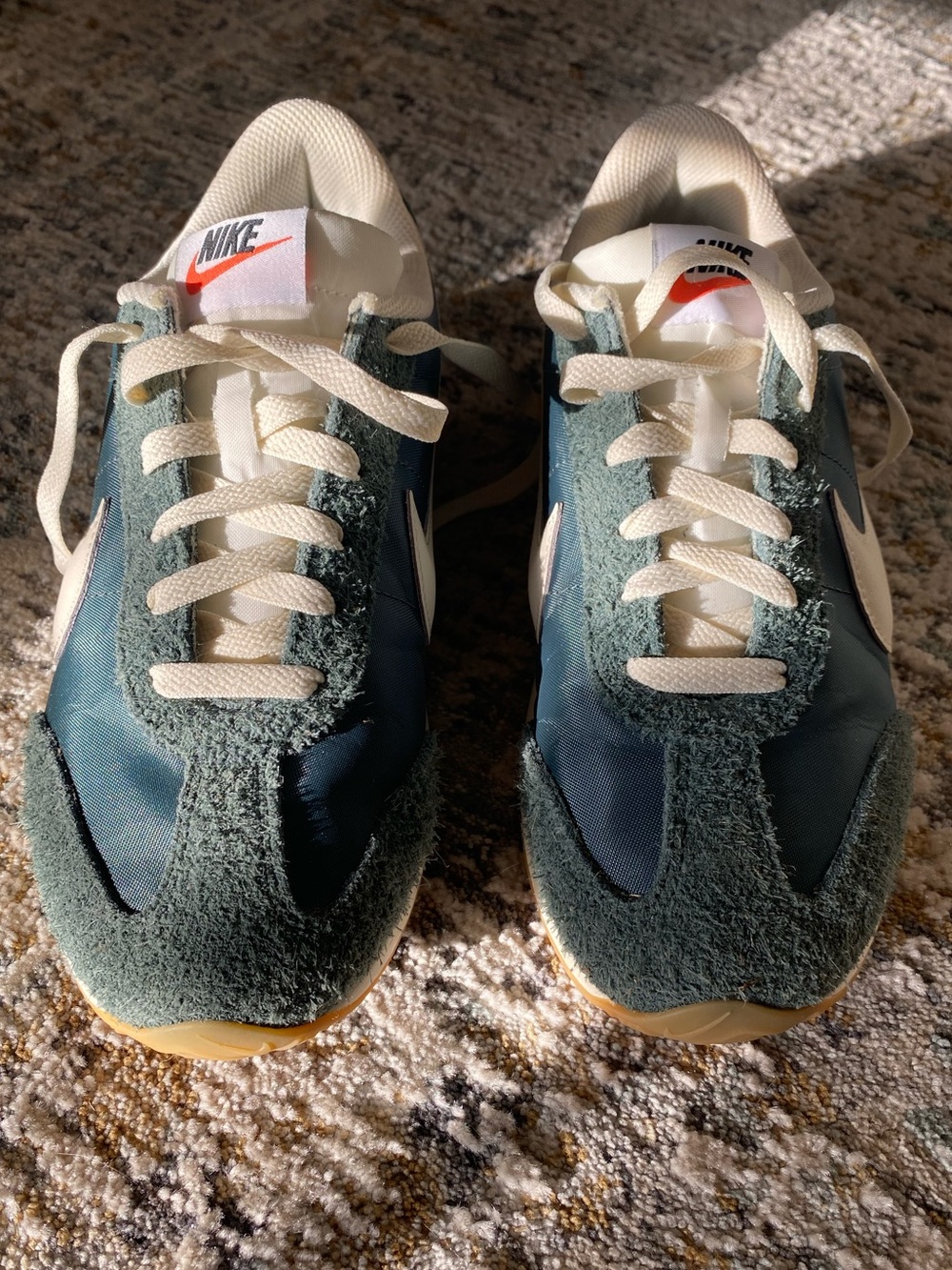 Nike Pacific Vintage Green/Pale Ivory